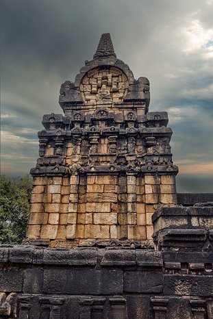 SL_Triangle_Nalanda_017