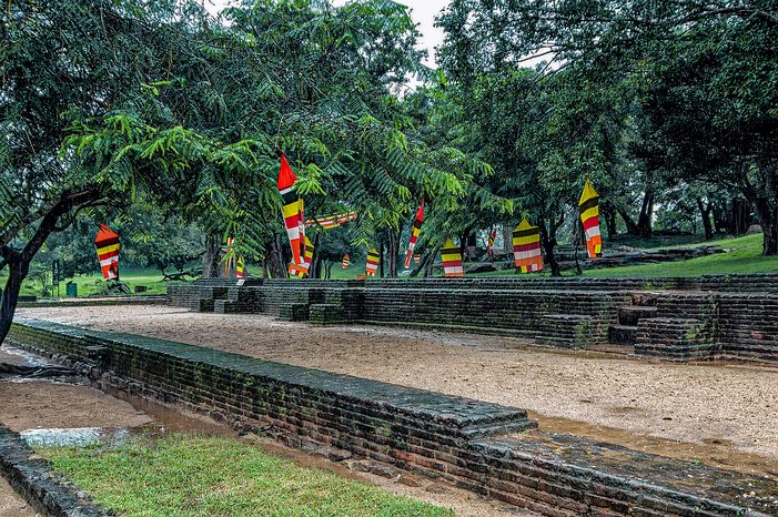 SL_Triangle_Polonnaruwa_013