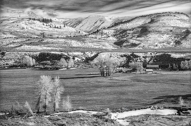 West-Mountains-BW-02